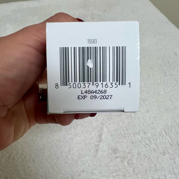 Neora Instant Facial Microdermabrasion Treatment. - Picture 2 of 4